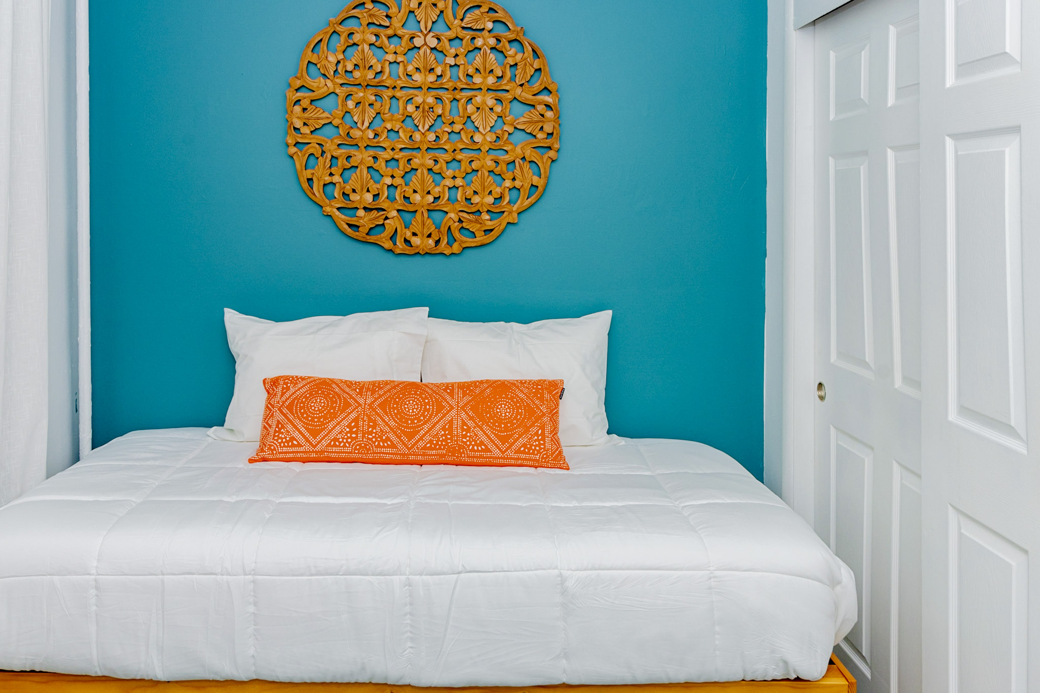 APT 1 - Lounge Room