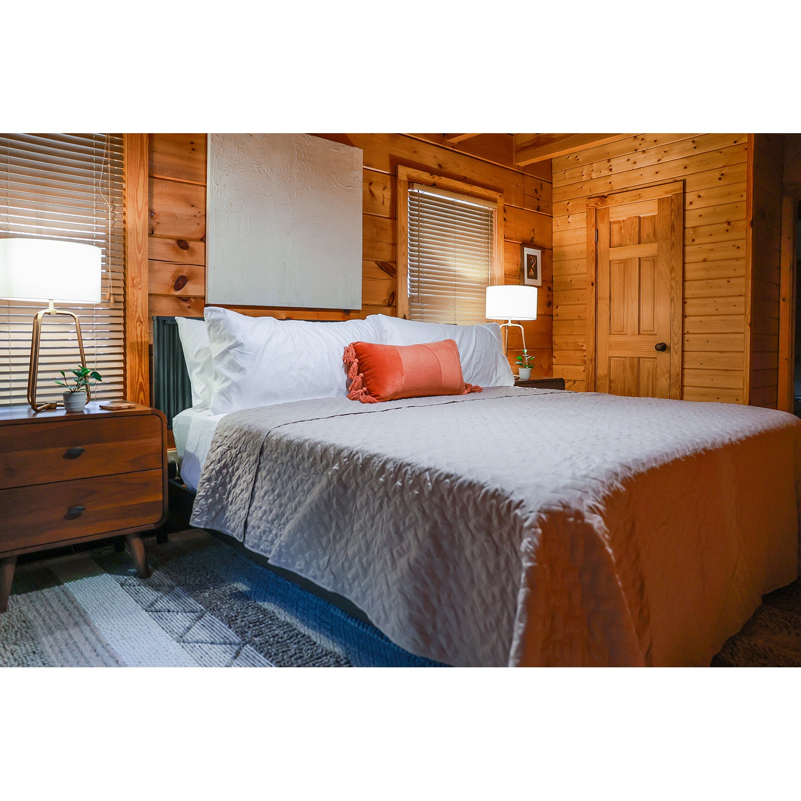 Asho Solid Wood Platform Bed with Reeded Headboard