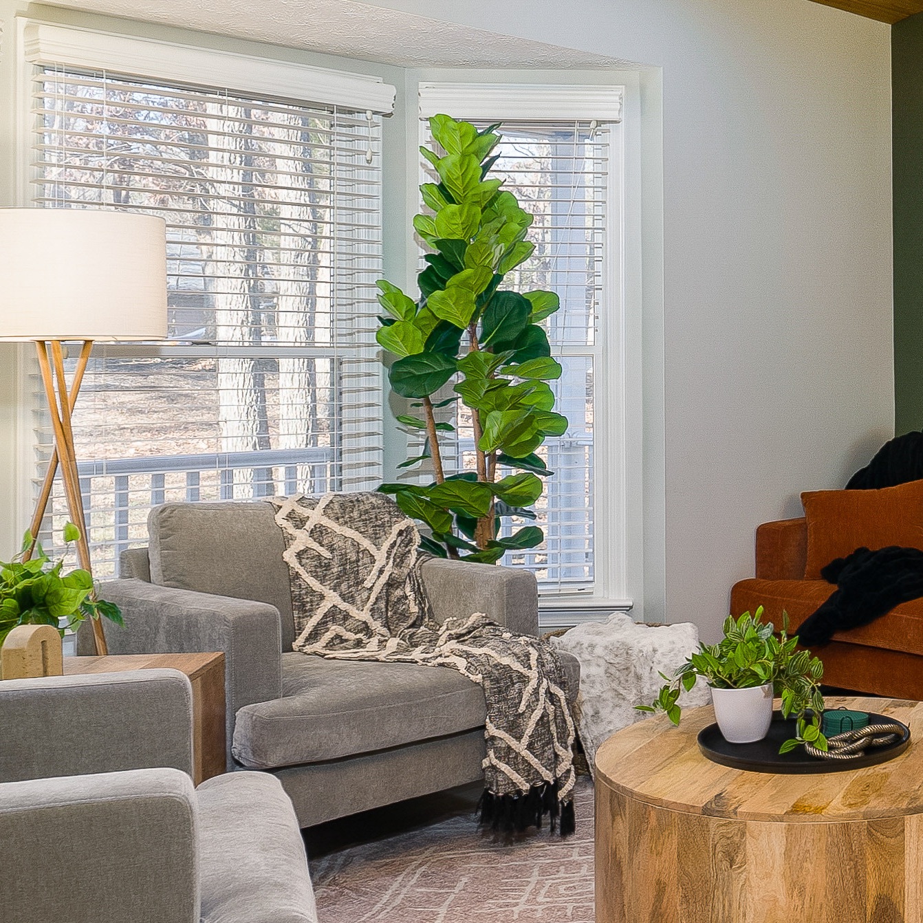 VIVATREES 6FT Fiddle Leaf Fig Artificial Tree with White Planter Pot,Faux Floor Plant, Indoor and Outdoor Fake Plants for Home Office Decor