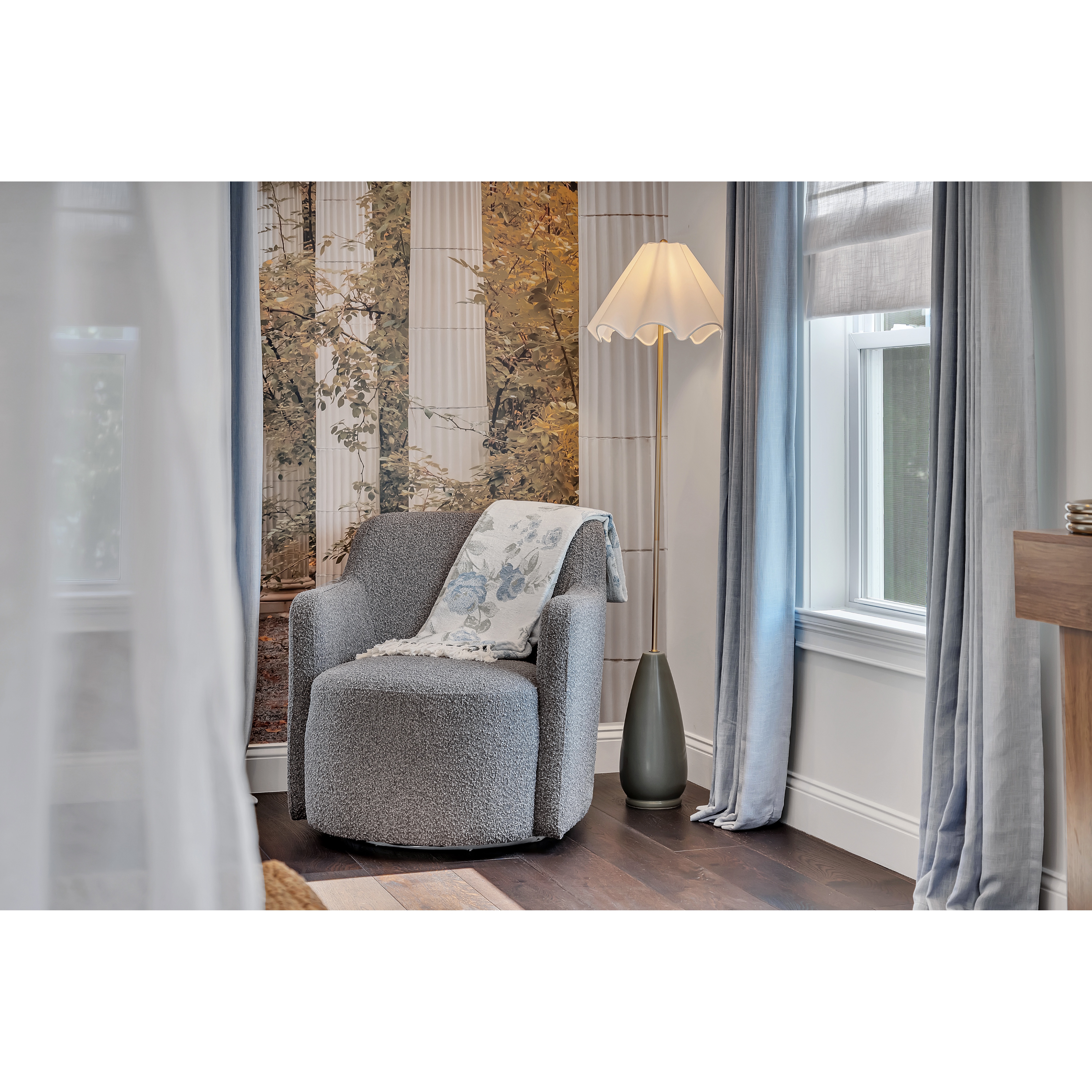 Homepop Home Décor Upholstered 360° Barrel Back Swivel Chair | Accent Chairs For Living Room & Bedroom | Decorative Home Furniture