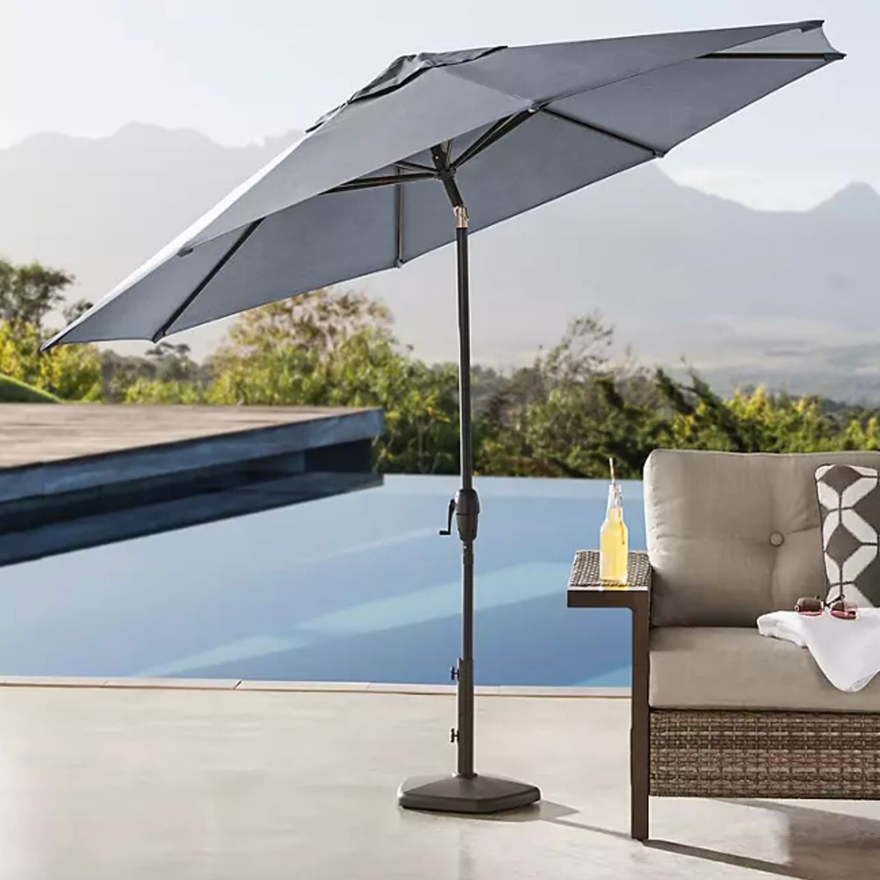 Member's Mark Premium 10' Sunbrella Market Umbrella