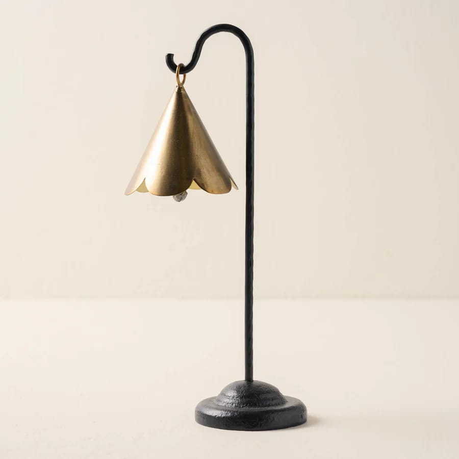 Mariel Standing Scalloped Bell