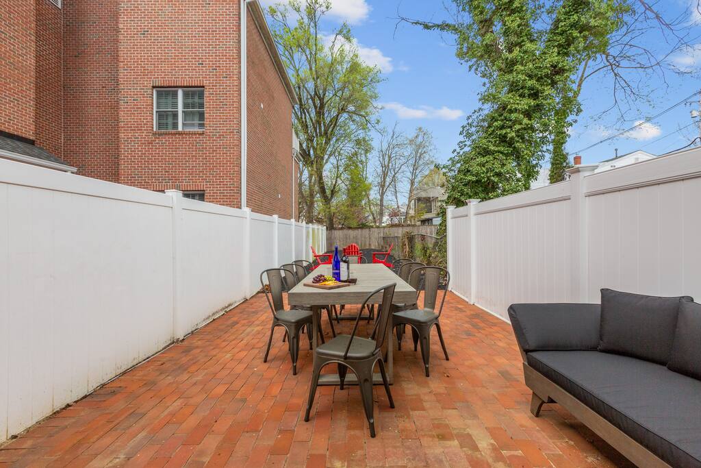 Outdoor Area