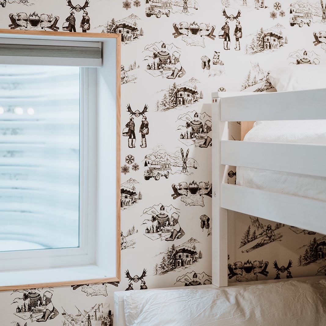 Apres Ski Toile Wallpaper