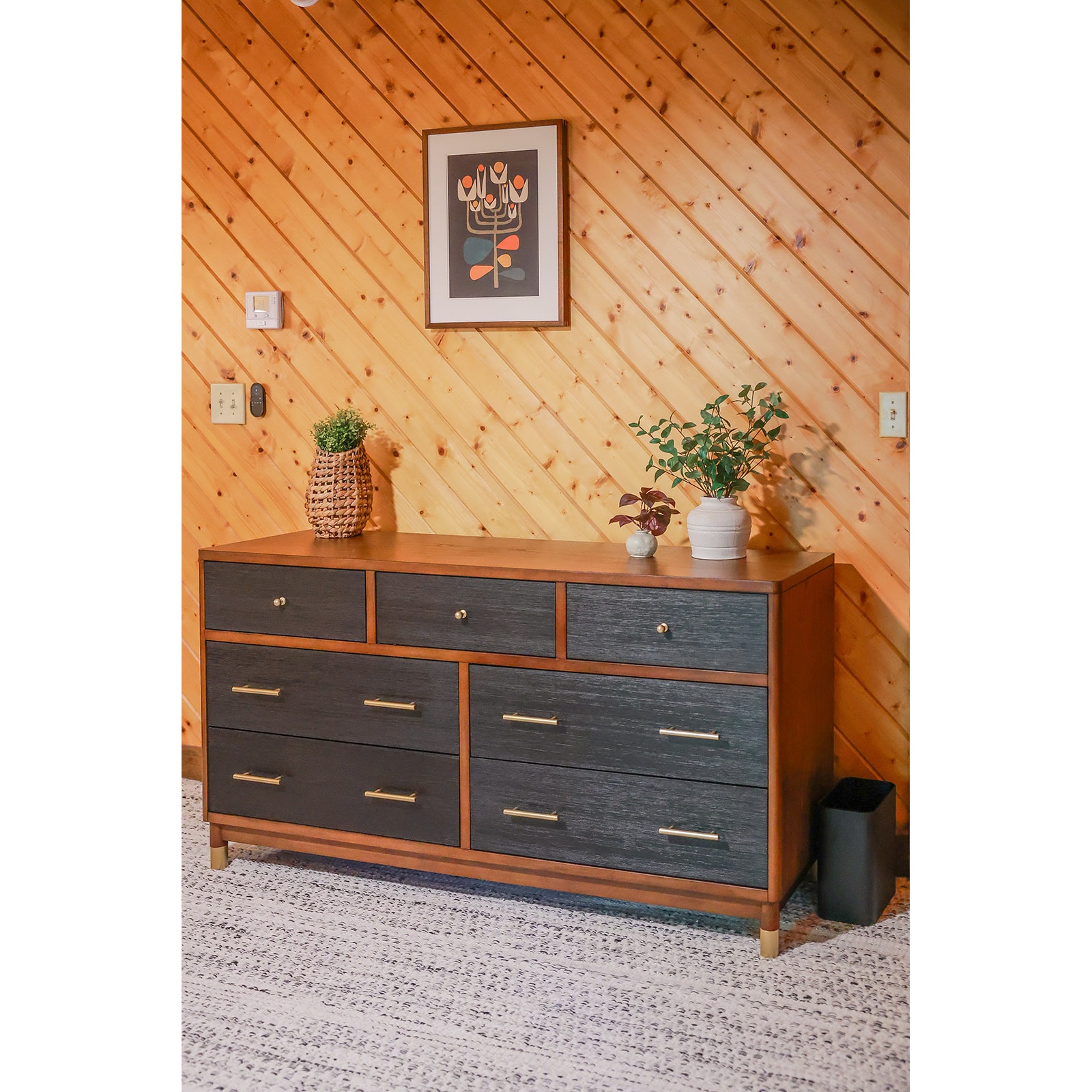 George Oliver Bettine 7 Drawer Dresser