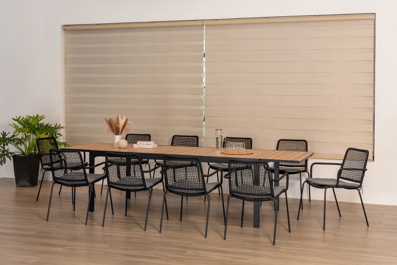Cenka Jersey Aluminum and Rope Outdoor Patio Dining Set