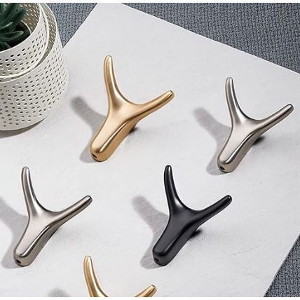 Carago Coat Hooks