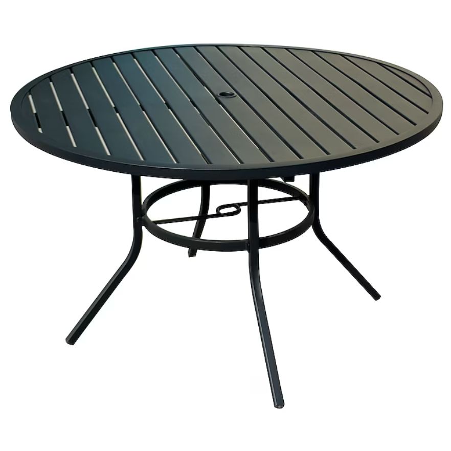 Round Outdoor Dining Table