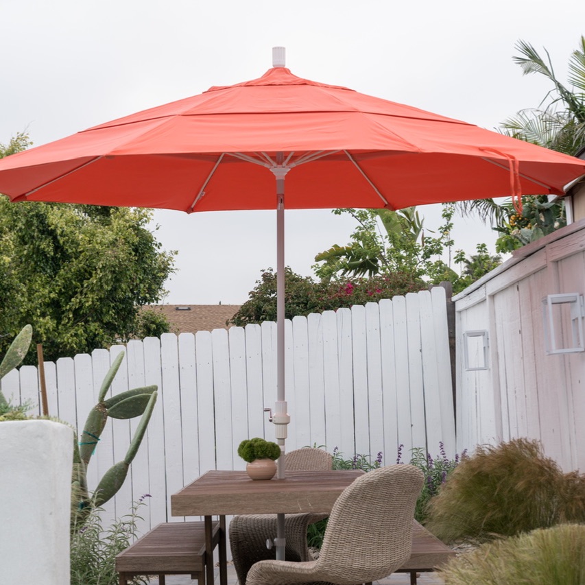 Round Outdoor Market Umbrella H11804