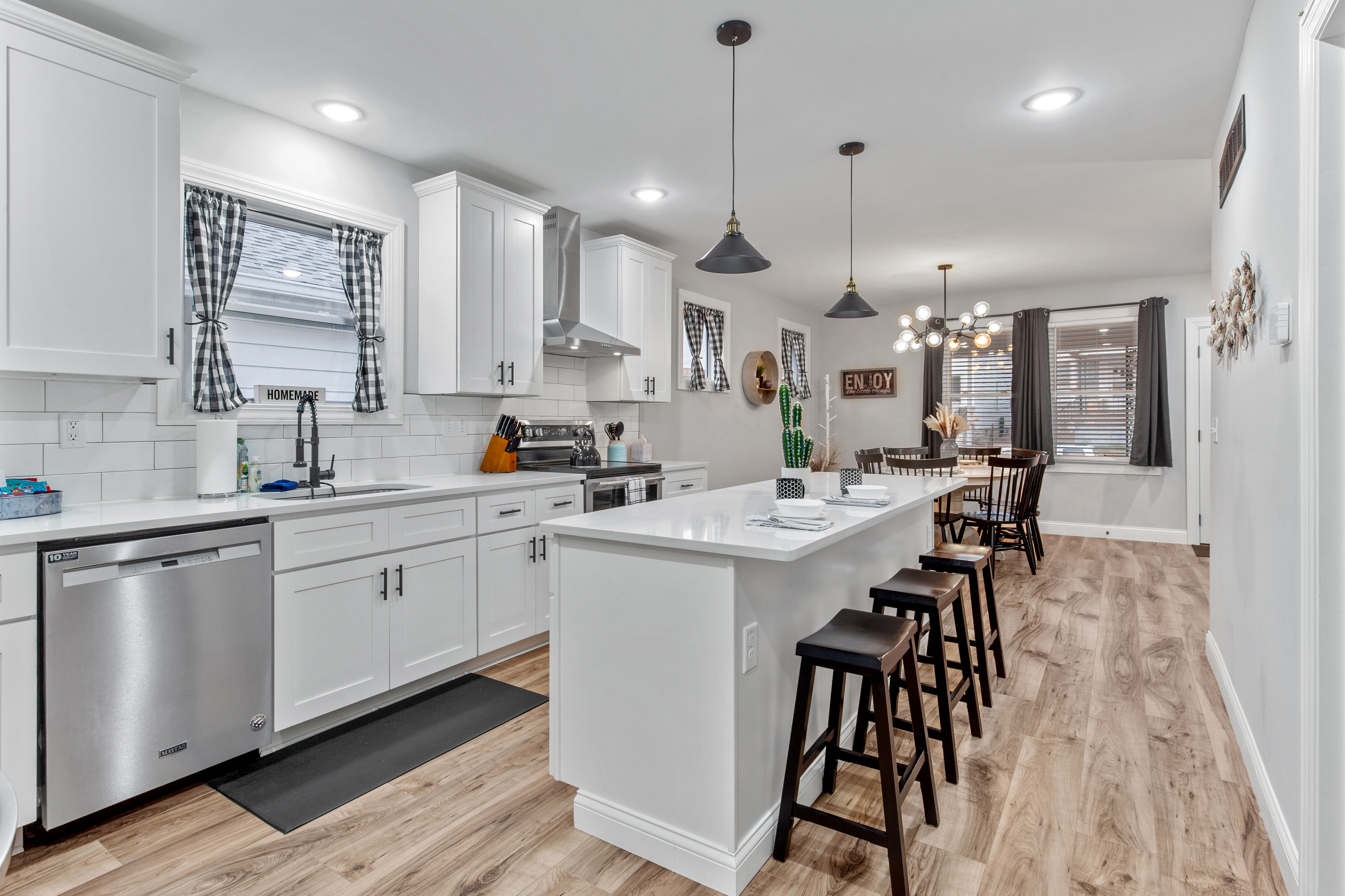 JZ Vacation Rentals