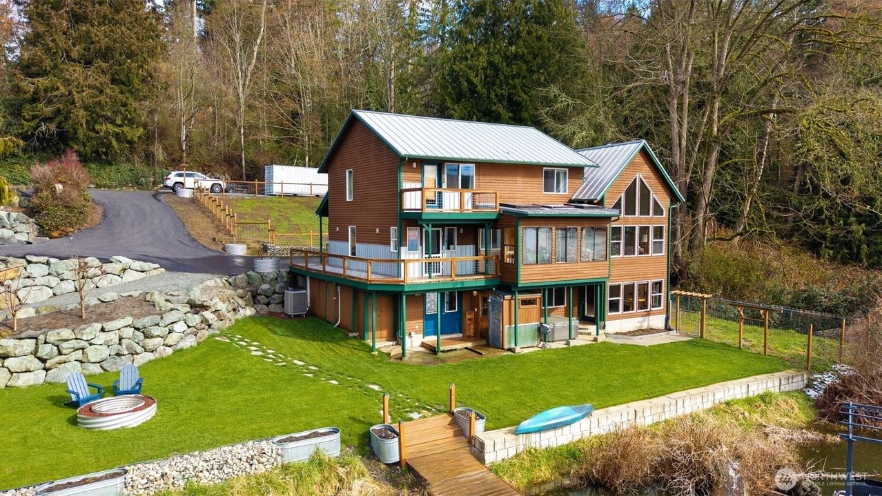 North Point Lakehouse
