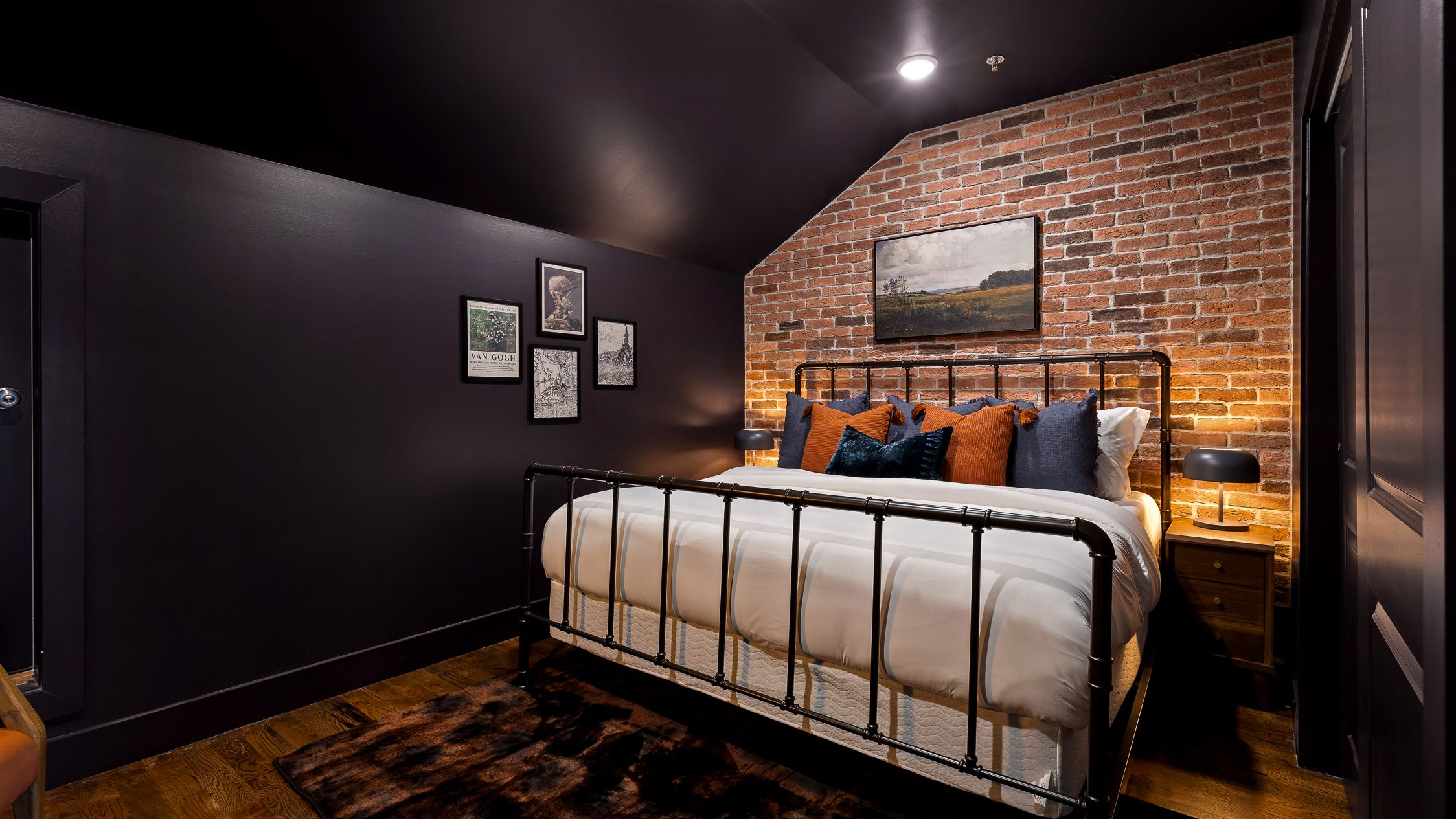 Bedroom- Van Gogh's Loft