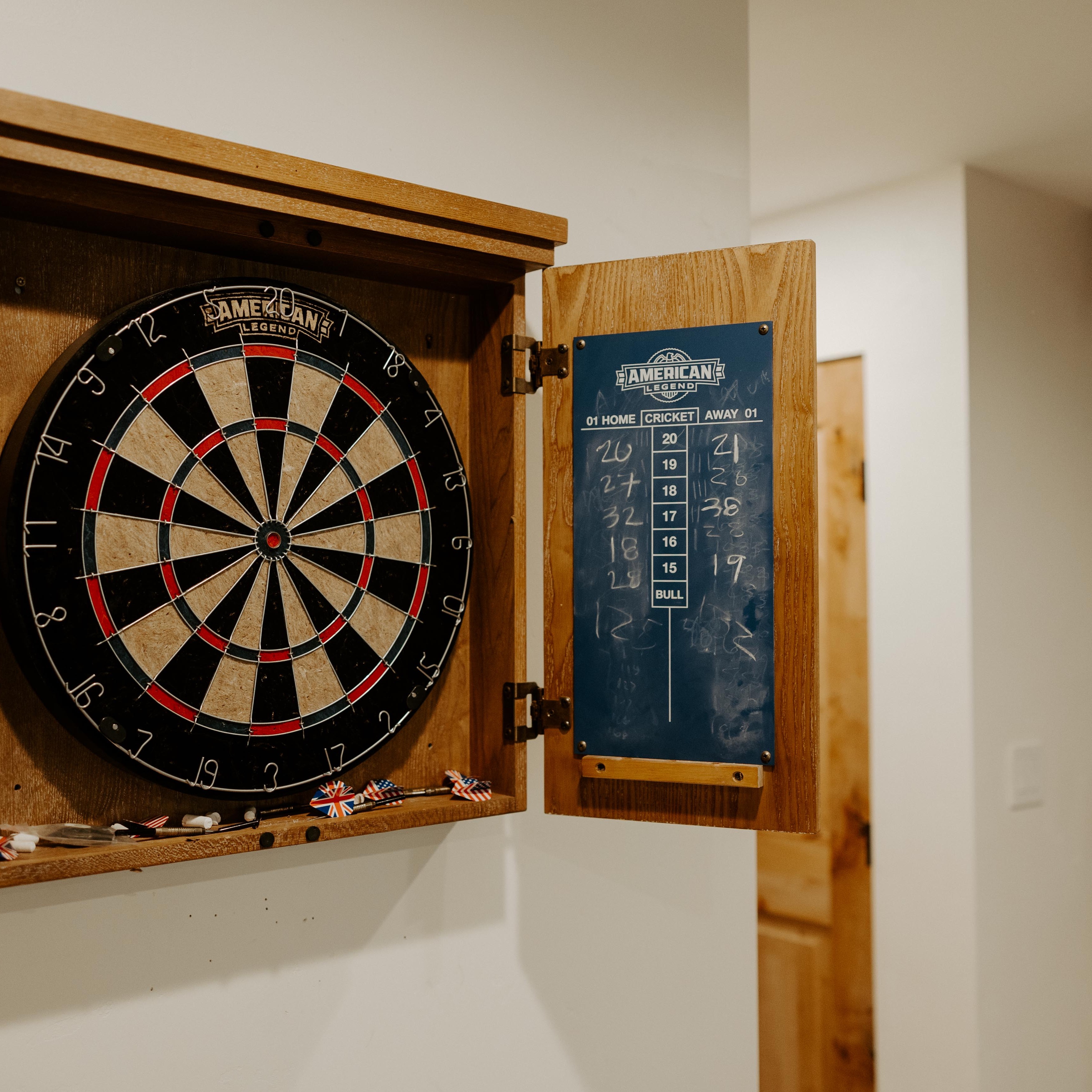 American Legend Charleston Bristle Dartboard And Cabinet Set With Darts