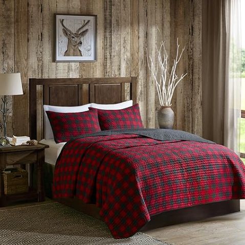 Woolrich Reversible Quilt Set - Cottage Styling Reversed To Solid Color