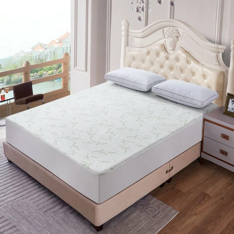 Hypoallergenic And Waterproof Fitted Mattress Protector