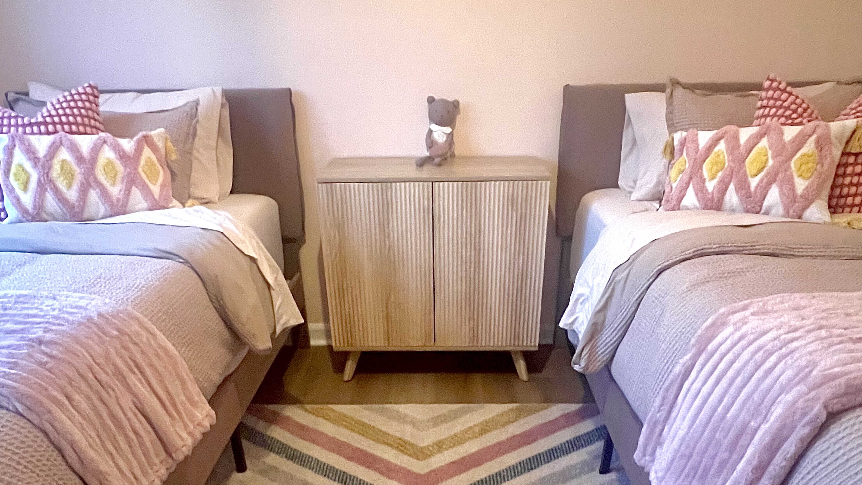 Twin Bedroom
