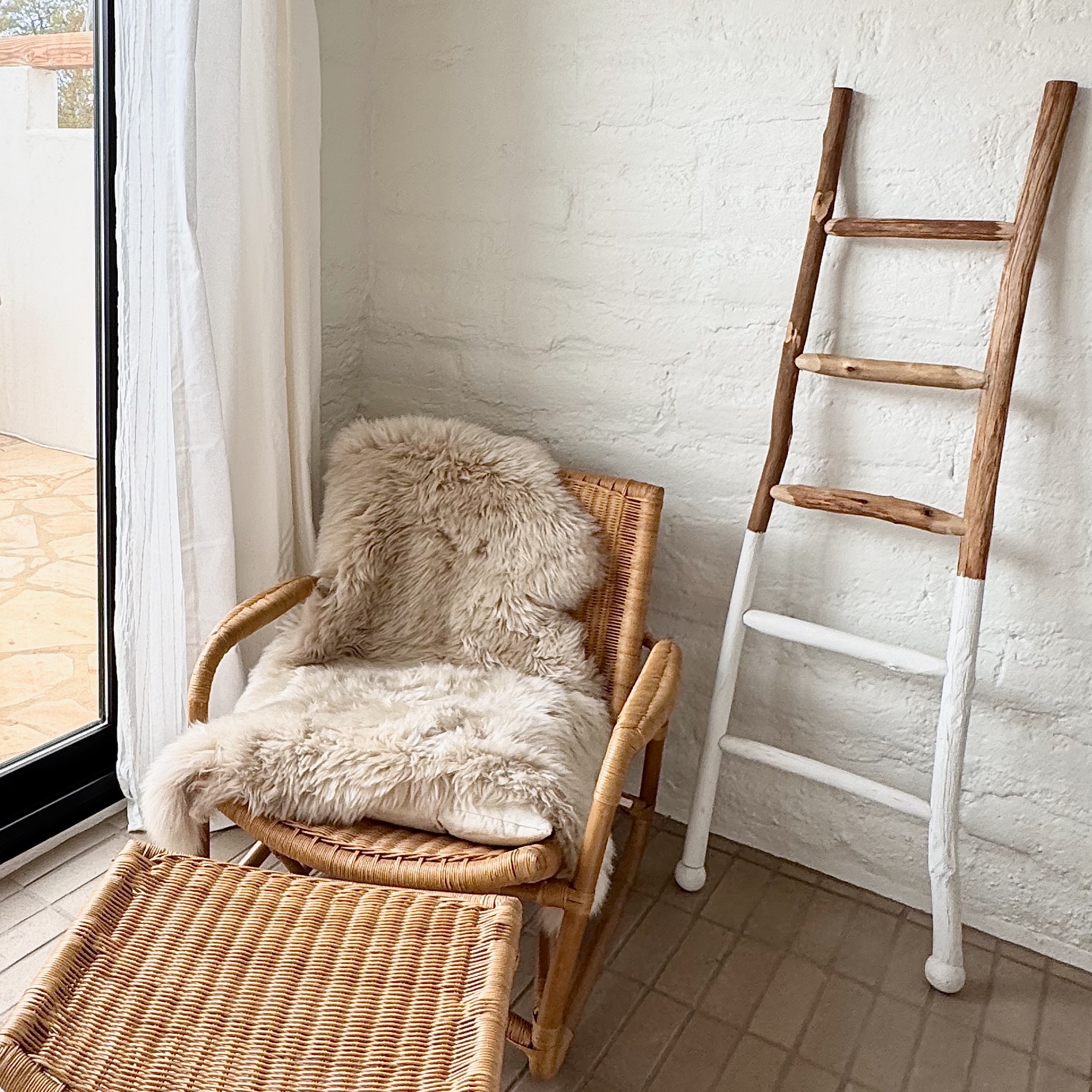 Single Pelt in Linen