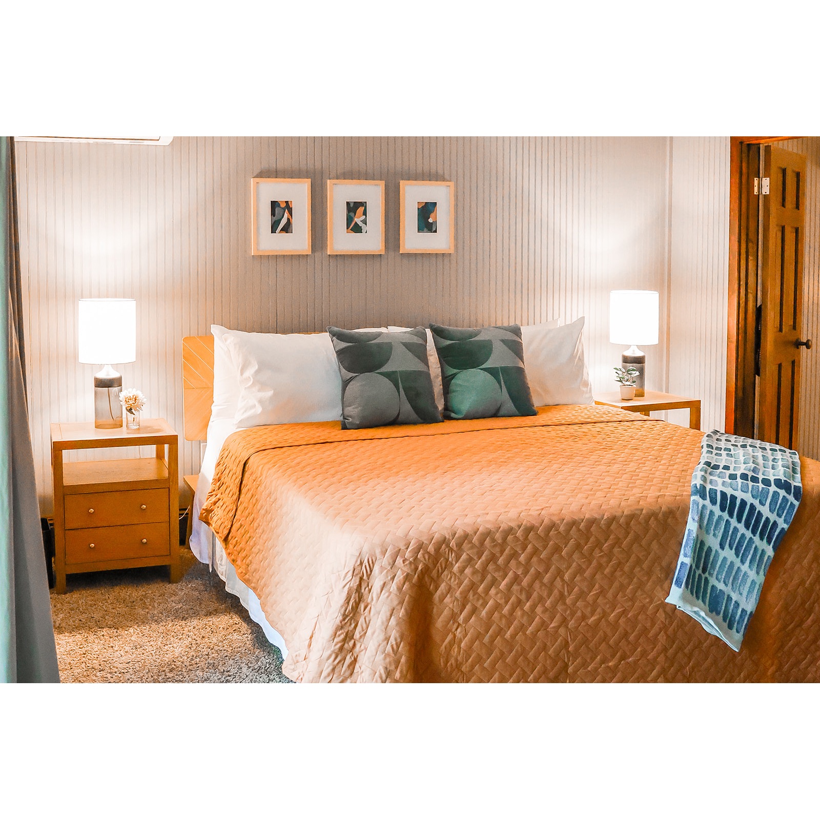 Loki King Bed Frame With 3D Chevron Headboard & Signature Tapered Legs, Premium Mid-century Modern Wood Platform Bed Frame, Low-profile Surround