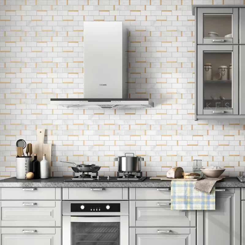 Bianco and Gold Mosaic Tile