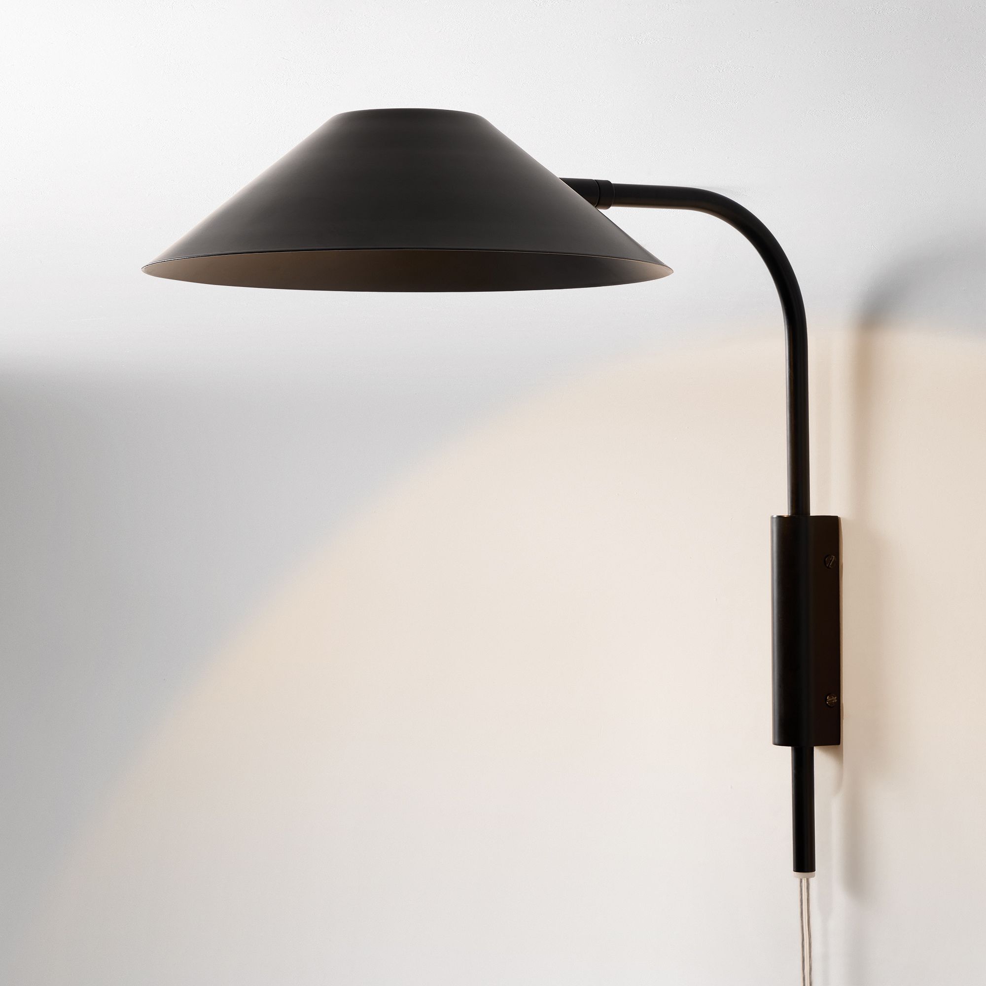 Shiloh Plug-In Sconce, 12", Matte Black