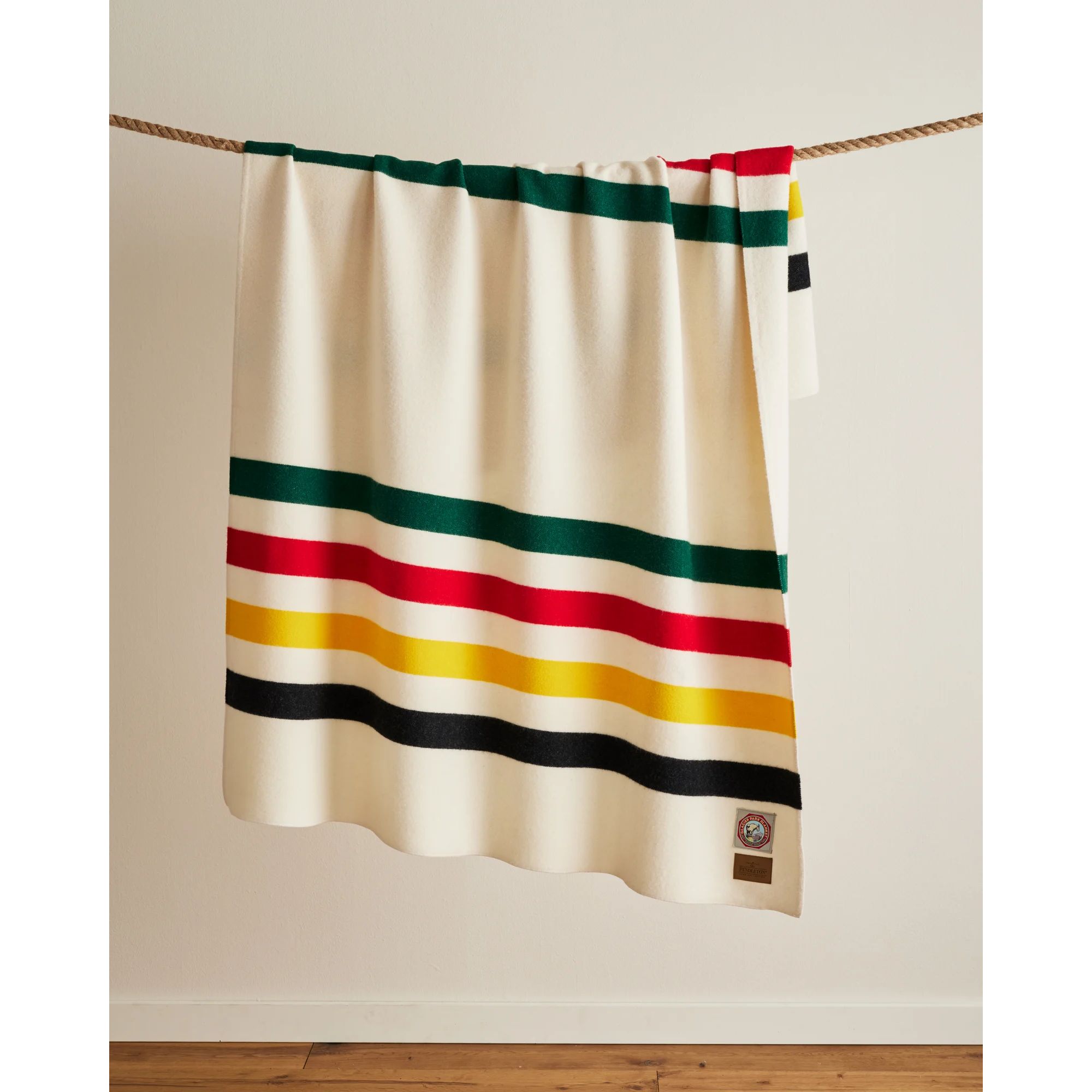 GLACIER NATIONAL PARK BLANKET (Twin)