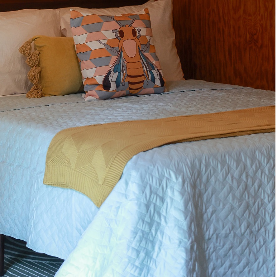 Knitted Throw Blanket