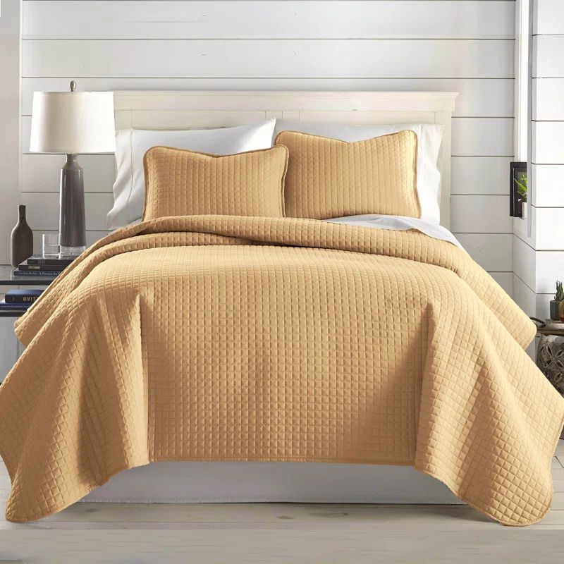 Southshore Fine Linens Vilano Springs Oversized Light Weight Hotel Quality Quilt Set With Matching Shams