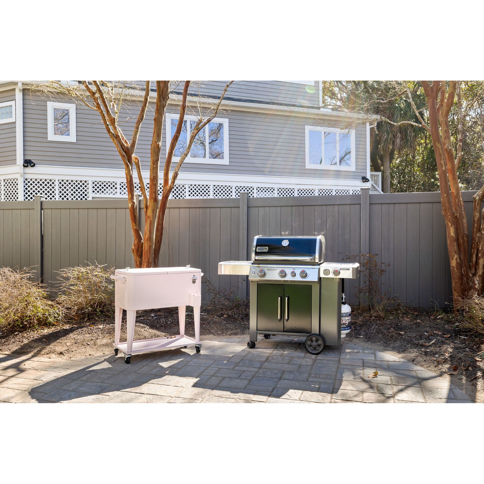 Weber Genesis II E-335 3 Brurner Grill