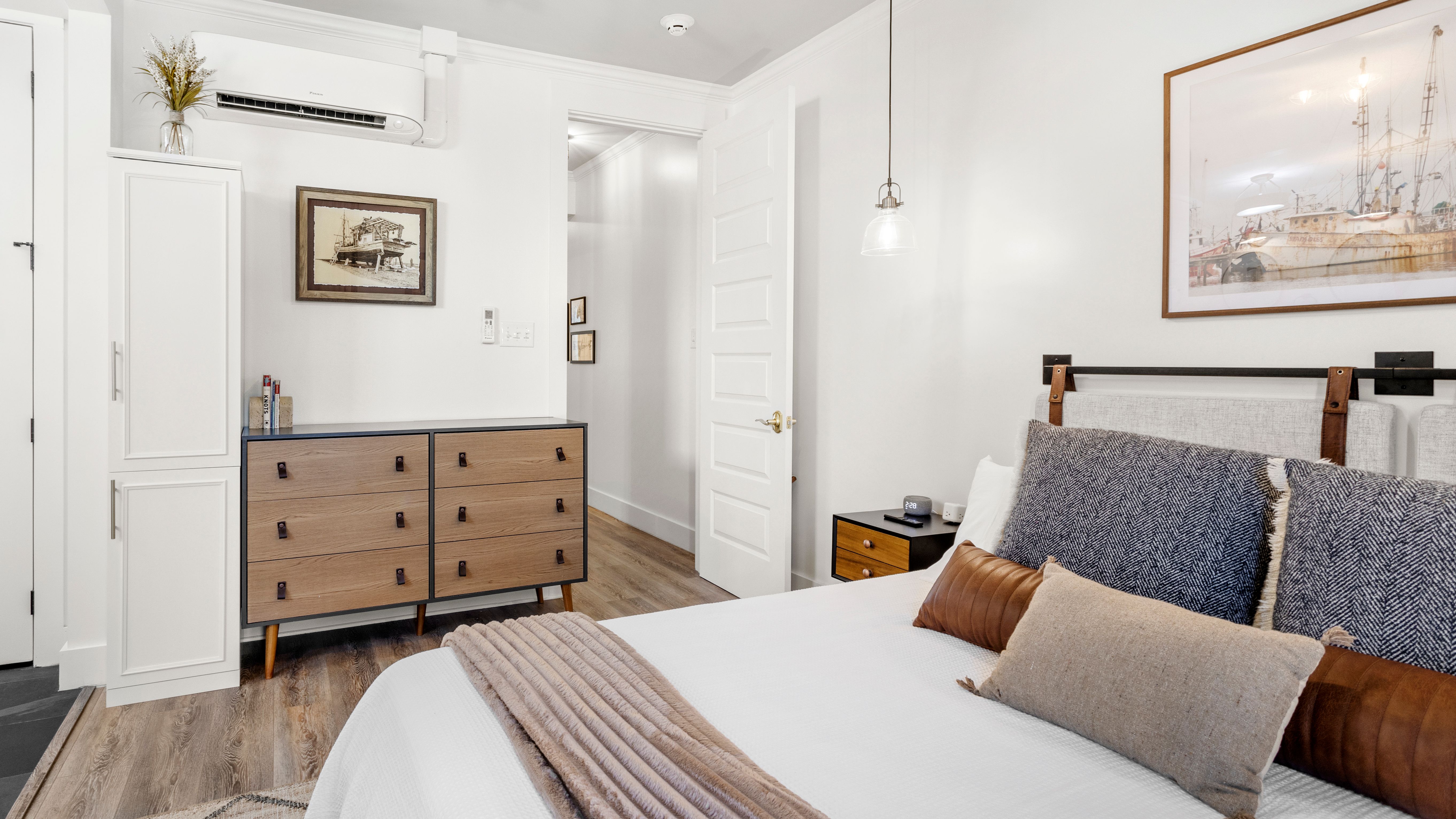 Carter Jack Suite King Bedroom