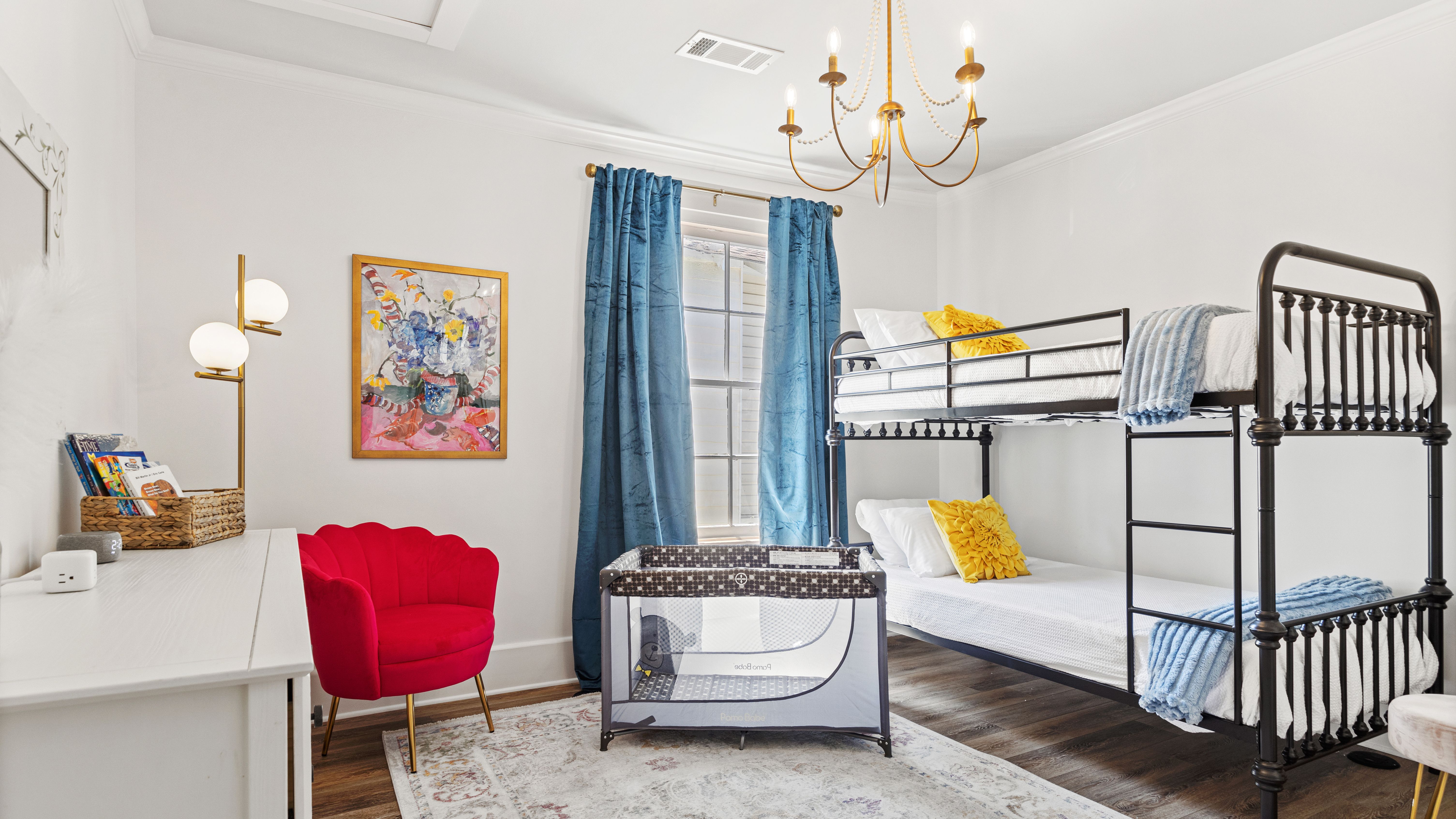 Madeleine Suite Bunk Bedroom