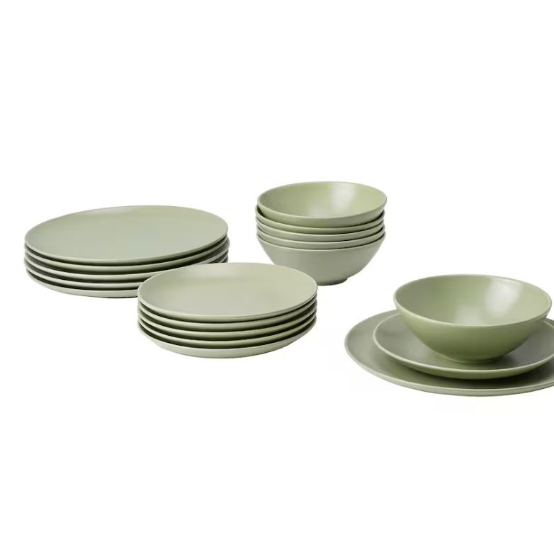 FÄRGKLAR 18-piece dinnerware set, matte green