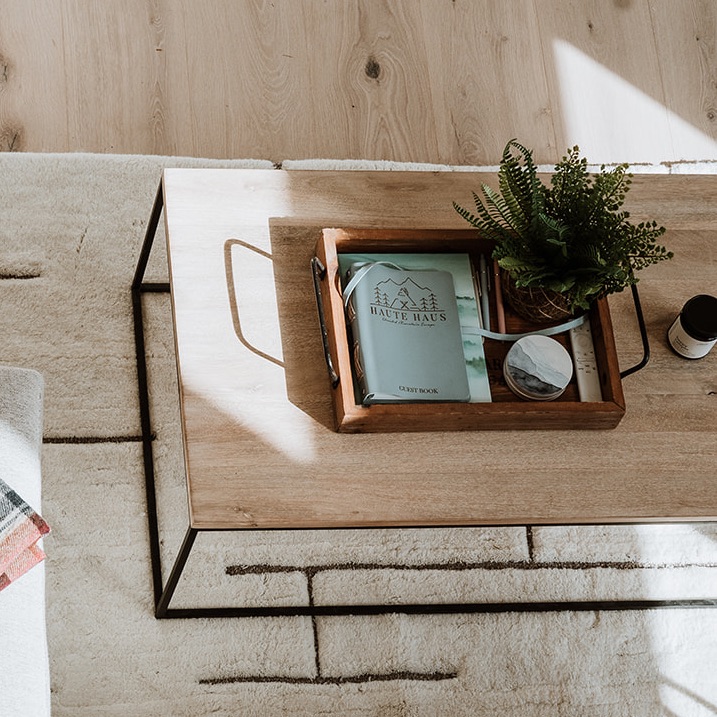 Streamline Coffee Table 