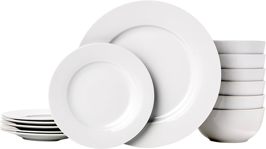 Basics 18-piece Kitchen Dinnerware Set