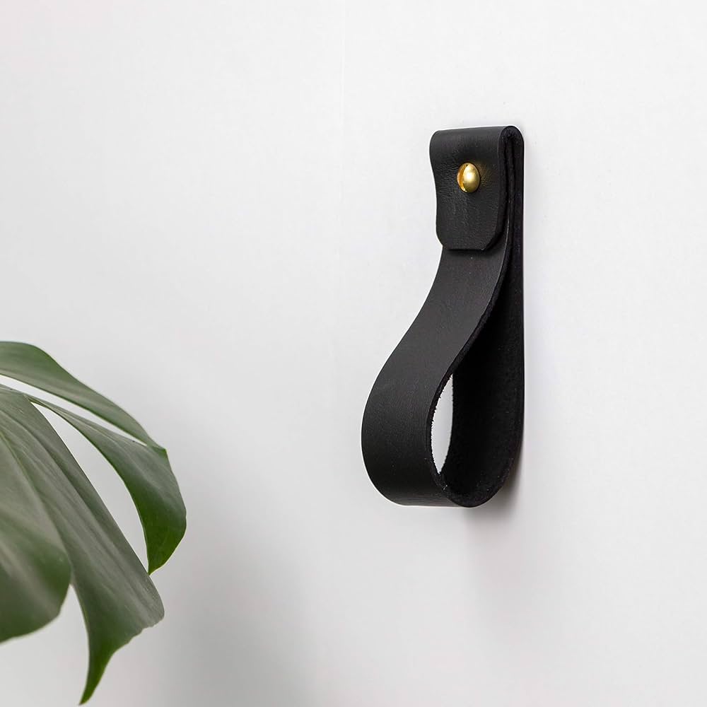Keyaiira - Medium Leather Wall Hook