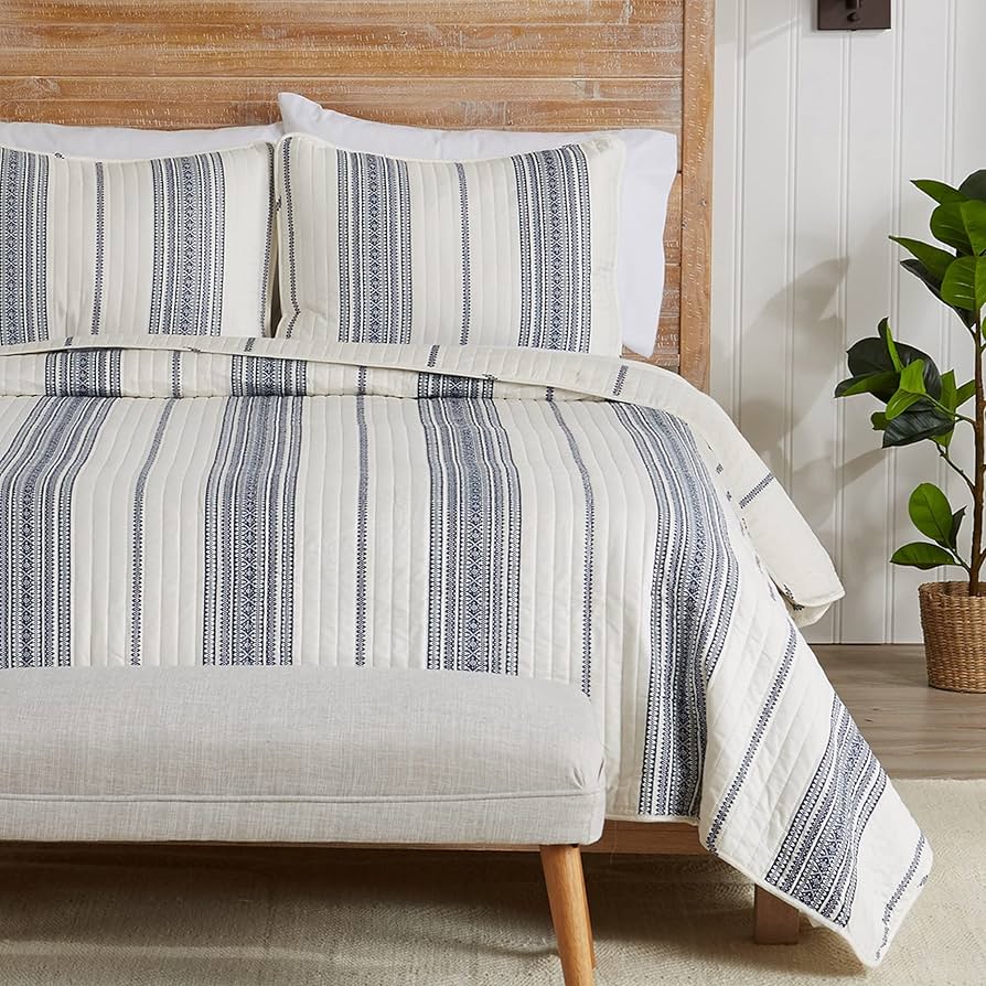 Full/queen Reversible Quilt Bedding Set - All Season