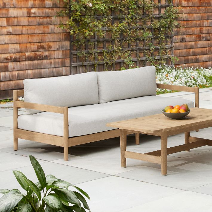 Hargrove Outdoor Sofa H9598