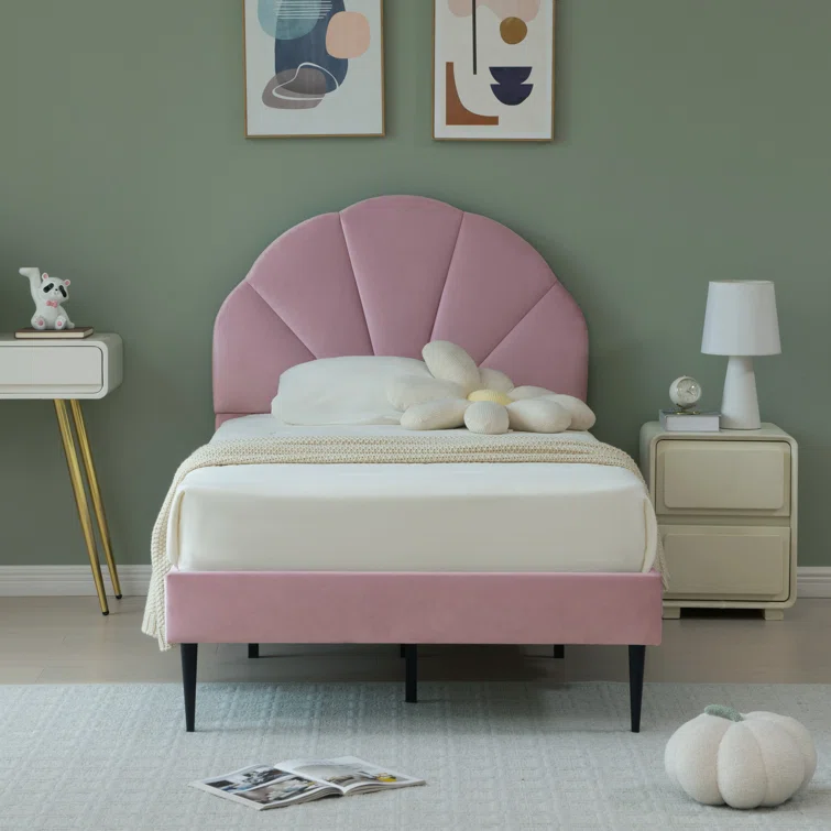 Mercer41 Deeb Tufted Upholstered Flower Silhouette Headboard Platform Bed