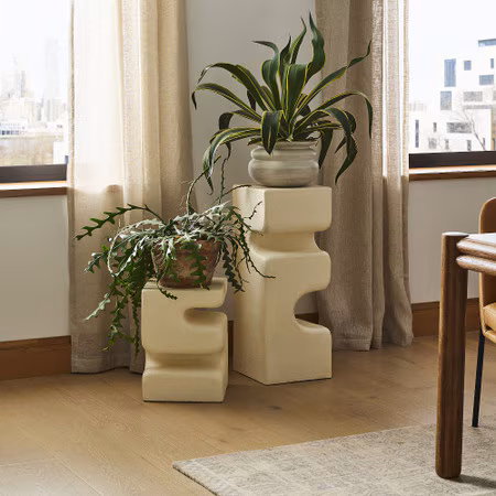 Gio Plaster Plant Stand 