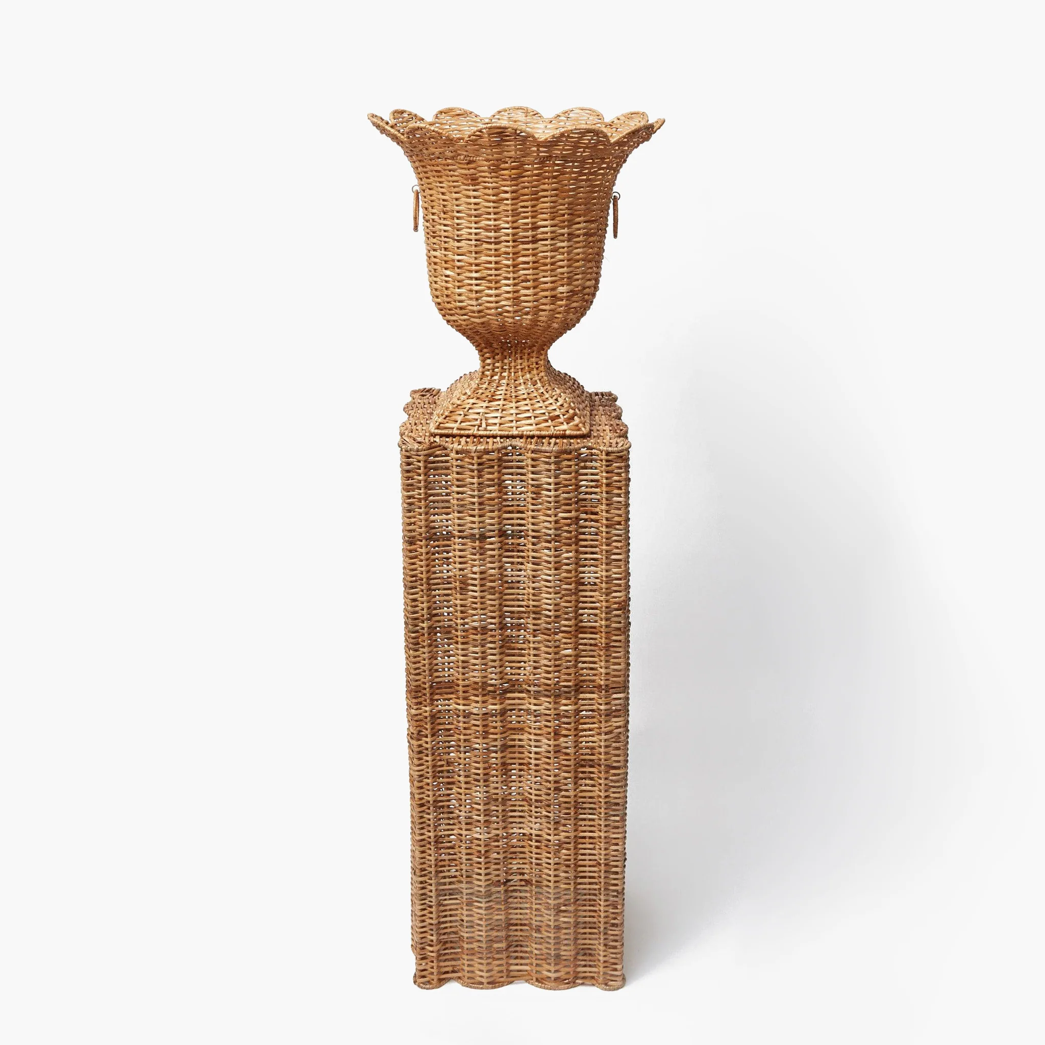 Liliana Scalloped Rattan Urn & Pedestal