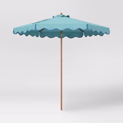 7.5' Round Scalloped Umbrella Jade Isle - Threshold