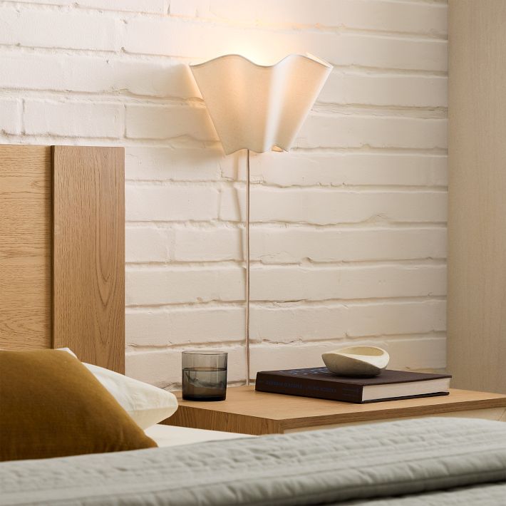 Anais Plug In Sconce