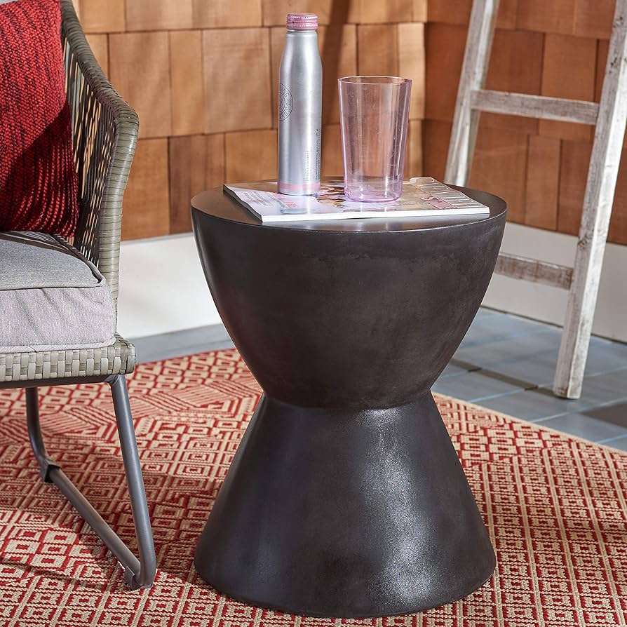 SAFAVIEH Outdoor Athena Black Modern Concrete Round Accent Table