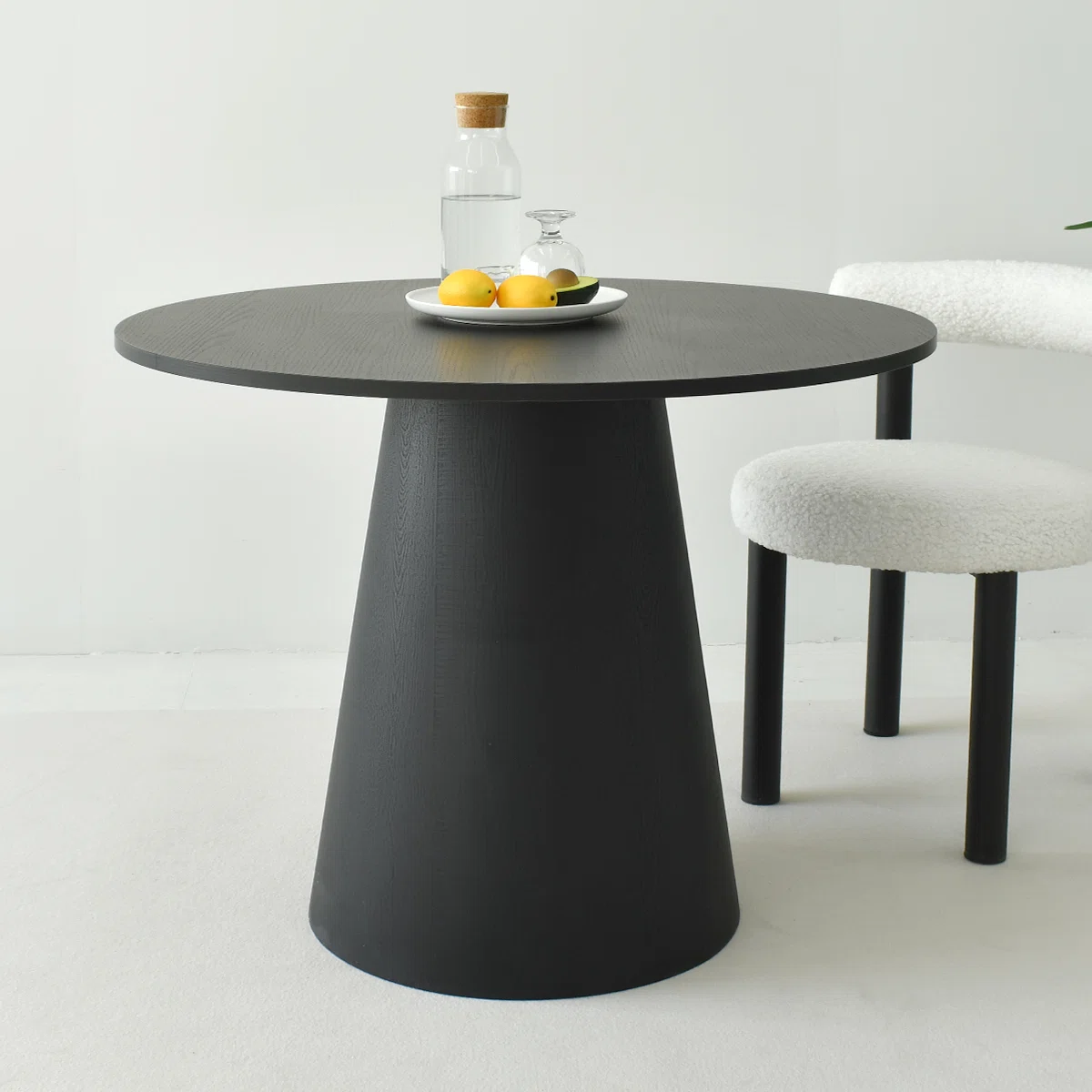 Agne 35" Round Pedestal Dining Table