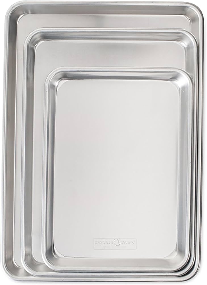 Nordic Ware Naturals Half Sheet 