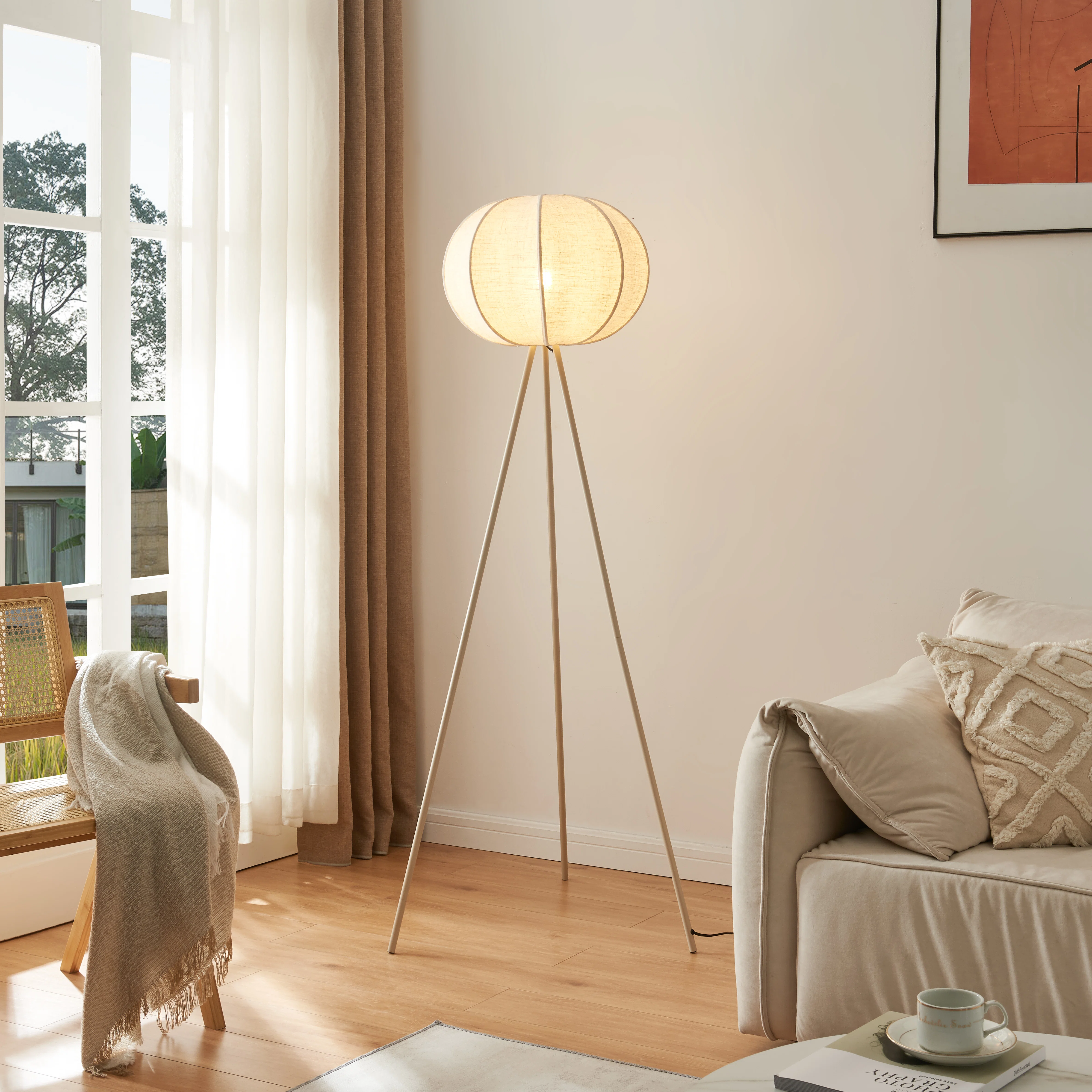 Wynogene 65.75" H Tripod Floor Lamp with Pumpkin-Shaped Shade 
