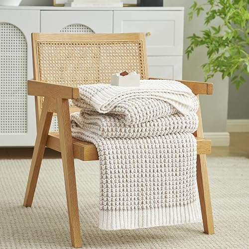Amélie Home Knit Throw Blanket, Soft Chenille Cozy Breathable Pineapple Chunky Decorative Blanket for Couch, Bed & Sofa, French-Inspired Lightweight Warm Gift for Women, Beige, 50"x60"