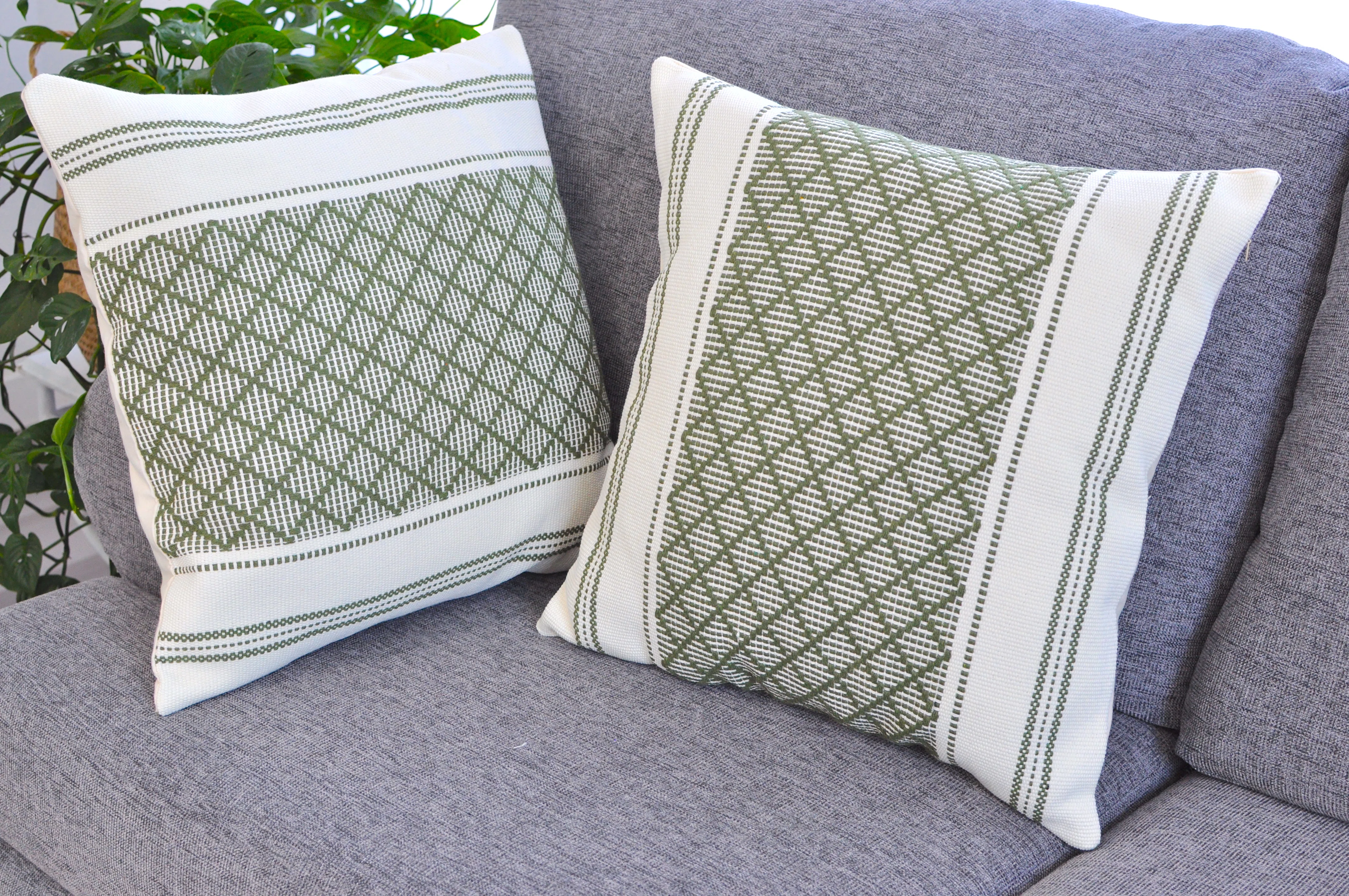 Dorothene Outdoor Indoor  Pillow Covers Geometric Checkered Pattern, Plaid Woven Cushion Covers Pillow Cases