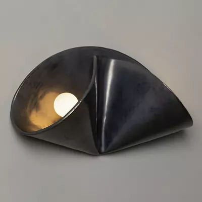 Shado Wall Sconce- graphite