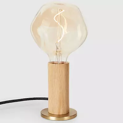 Knuckle Led Table Lamp With Voronoi Bulb