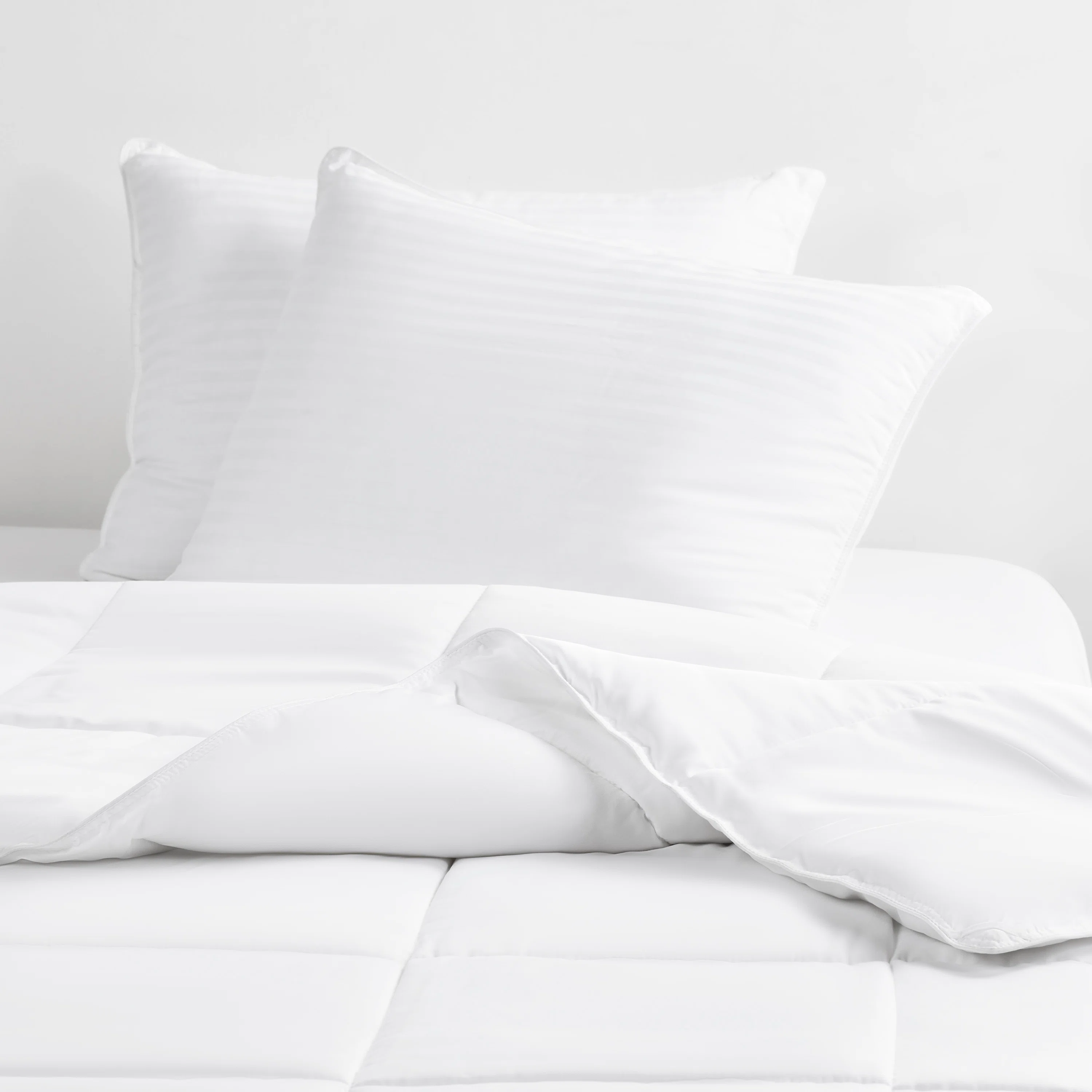 Cooling Down Alternative Gel Fiber Bed Pillows